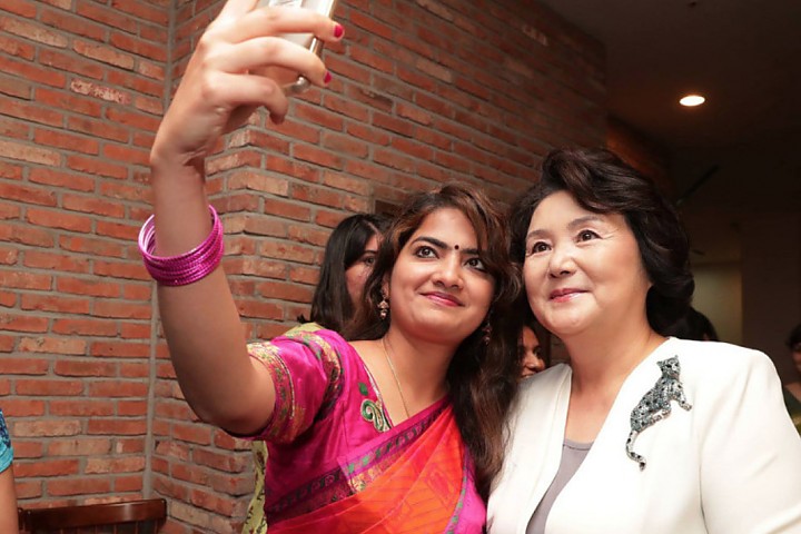 7f98f290d960e6ff36680940a816a07a_1603767